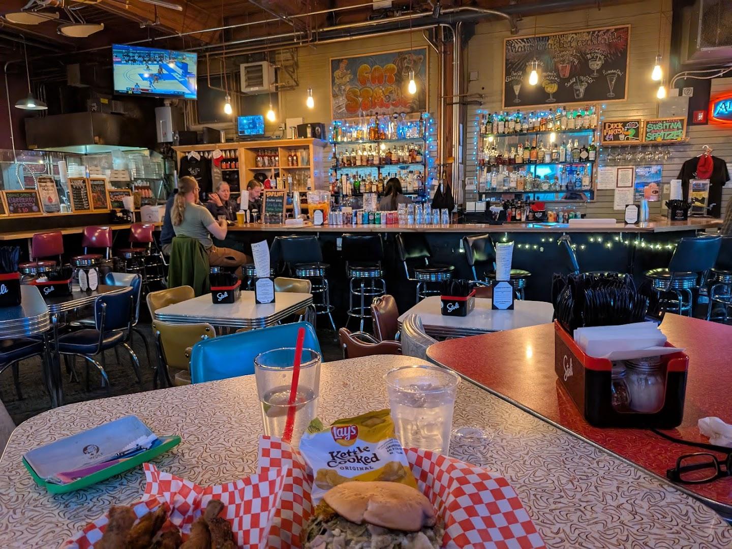 Fat Stan's Sports Bar & Pizzeria
